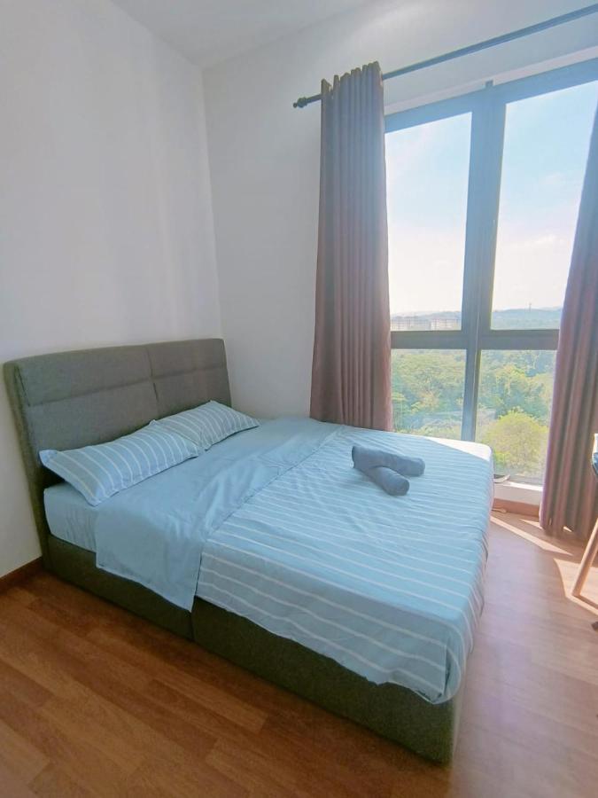 The Clio 2 Residences, Beside Ioi Mall, Opposite Hospital Serdang, Beside Uniteen And Upm, Pangsapuri *