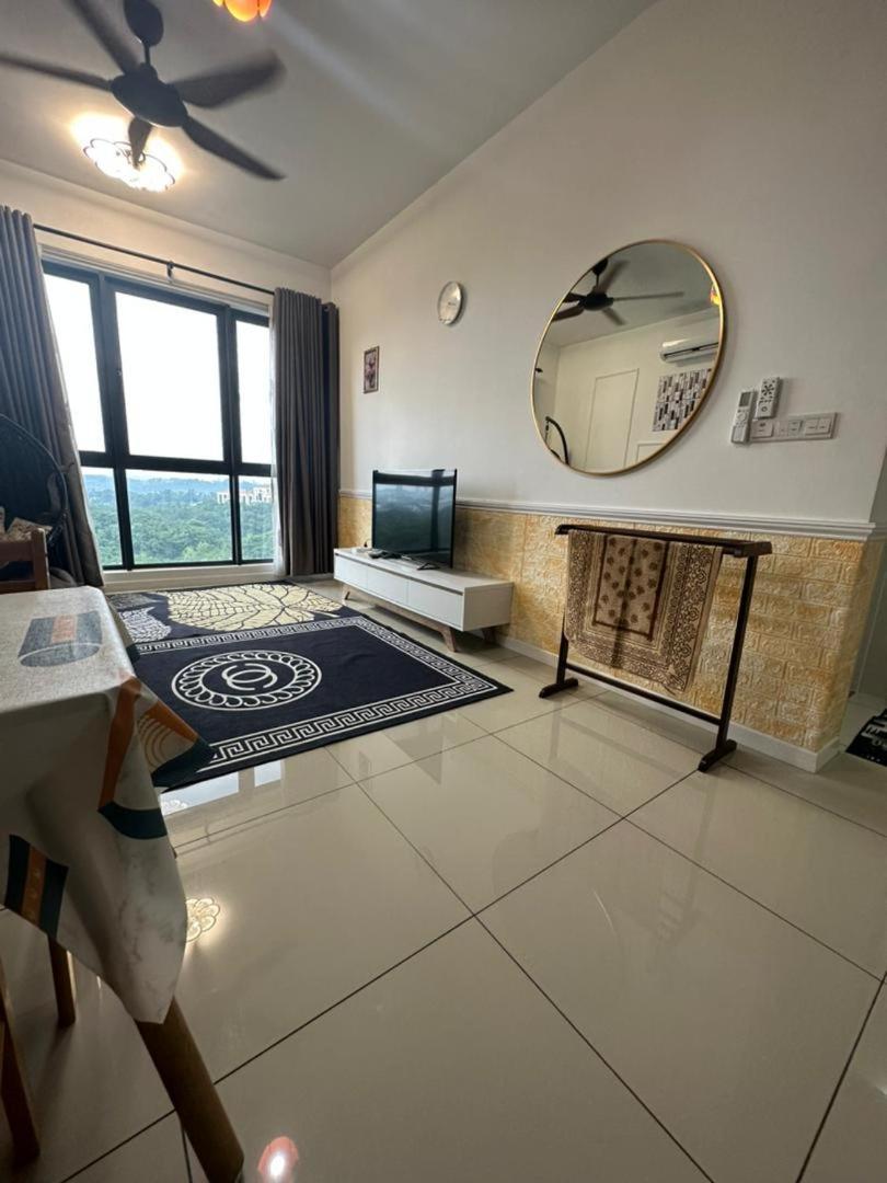 Pangsapuri The Clio 2 Residences, Beside Ioi Mall, Opposite Hospital Serdang, Beside Uniteen And Upm, *